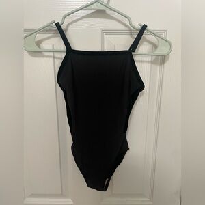 Eleve Dancerwear  Child Black velvet Leotard